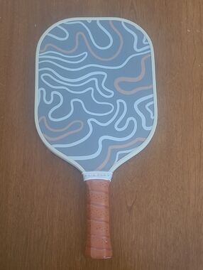 RECESS Quality Clarksville Pickleball Paddle with Swirl Pattern
